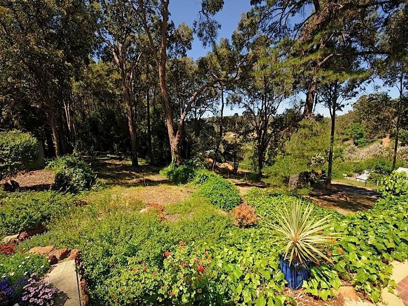 46 Heidleberg Road, Bickley WA 6076