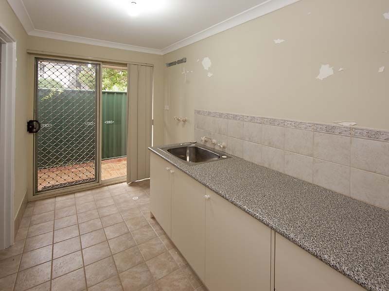 7 Feeney Gardens, High Wycombe WA 6057