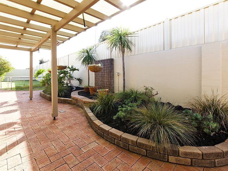 36 Scenic Drive, Maida Vale WA 6057