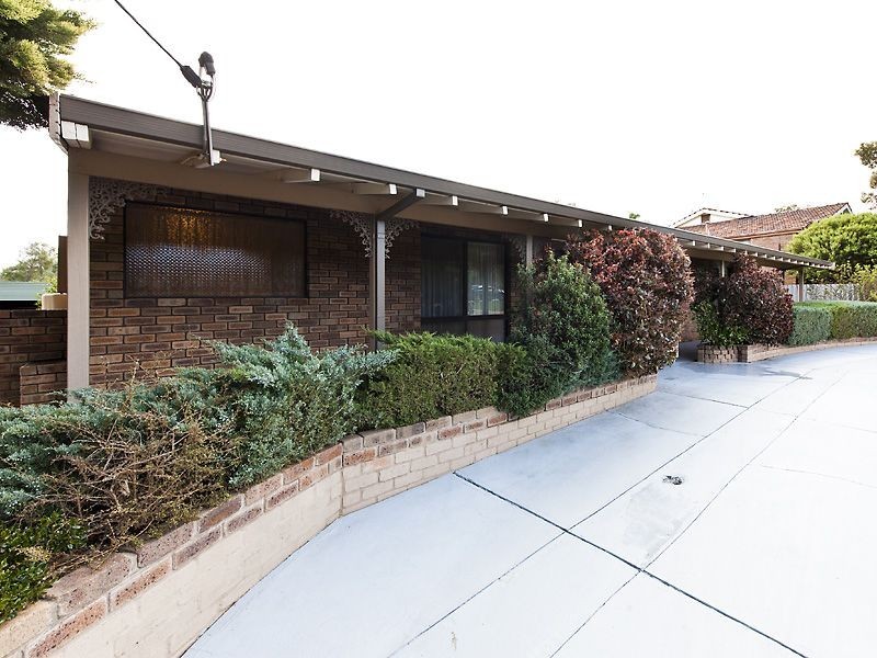 36 Scenic Drive, Maida Vale WA 6057