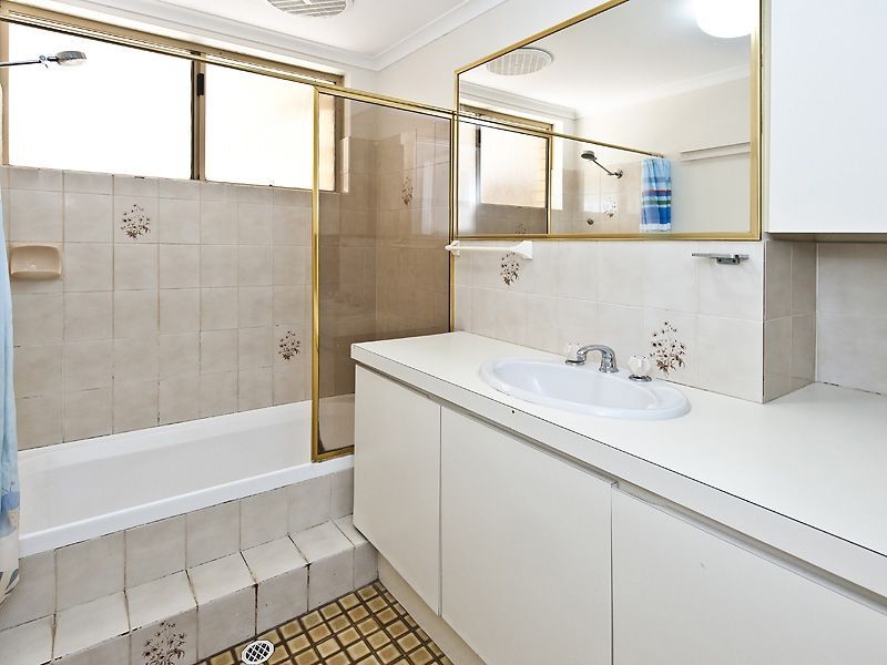 9 Cockatoo Court, High Wycombe WA 6057