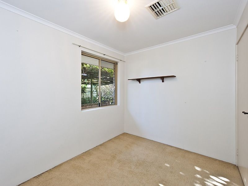 9 Cockatoo Court, High Wycombe WA 6057