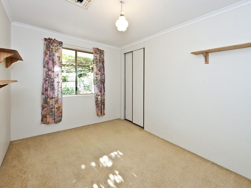 9 Cockatoo Court, High Wycombe WA 6057