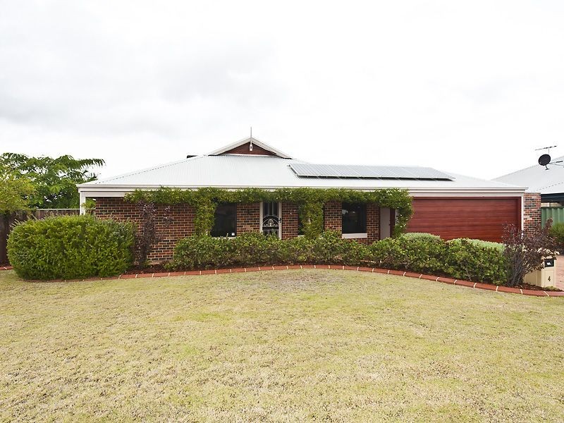 4 Welby Crescent, High Wycombe WA 6057