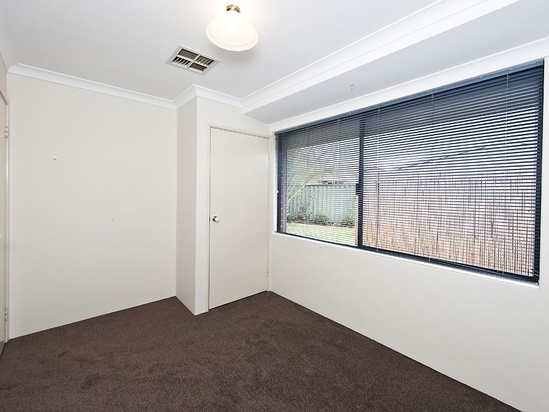 4 Welby Crescent, High Wycombe WA 6057