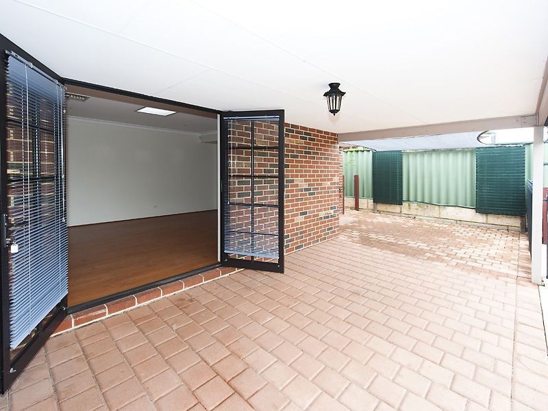 4 Welby Crescent, High Wycombe WA 6057