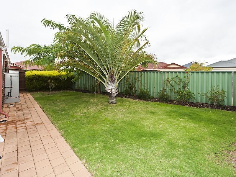 4 Welby Crescent, High Wycombe WA 6057