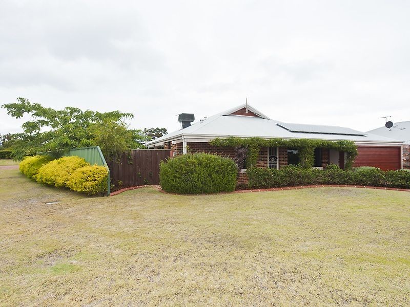 4 Welby Crescent, High Wycombe WA 6057