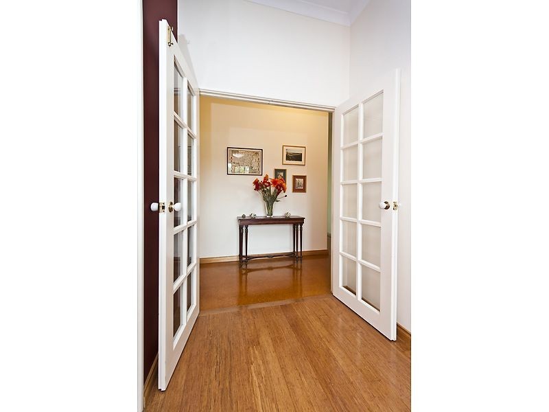 11 Arthur Road, Gooseberry Hill WA 6076