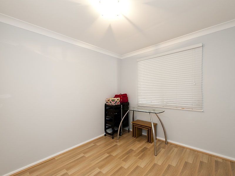 39 Hibiscus Drive, Forrestfield WA 6058