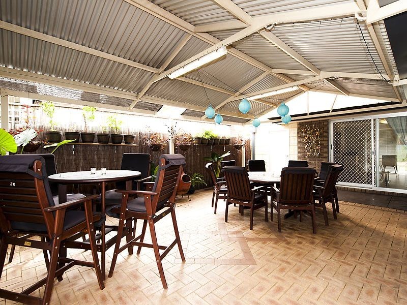 39 Hibiscus Drive, Forrestfield WA 6058