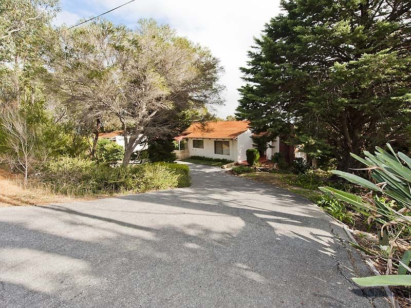 3 Regdel Road, Lesmurdie WA 6076