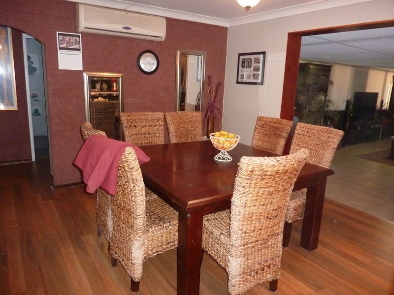 71 Calluna Way, Forrestfield WA 6058