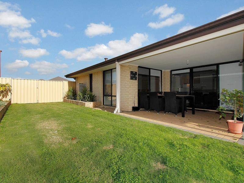 13 Delta Street, Wattle Grove WA 6107