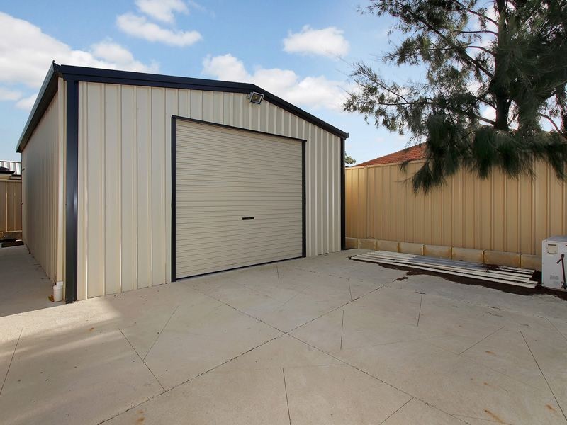 13 Delta Street, Wattle Grove WA 6107