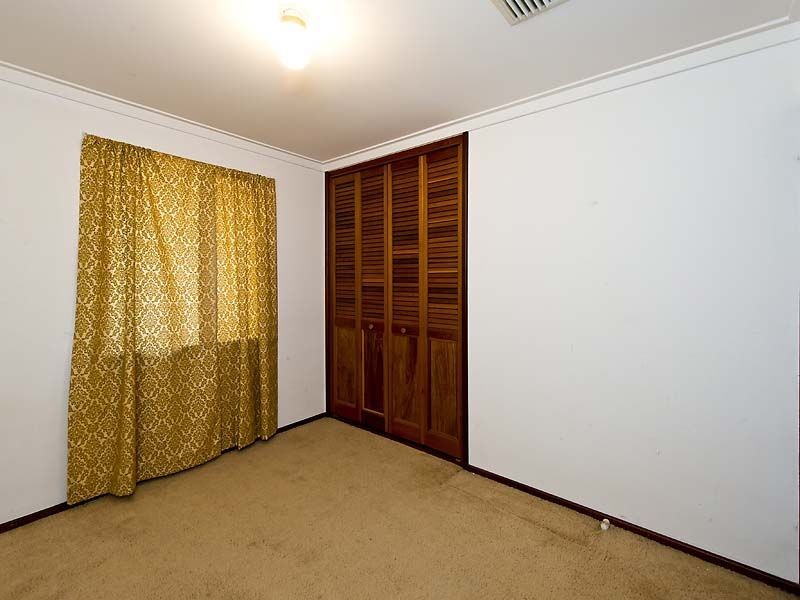 32 Booralie Way, Maida Vale WA 6057