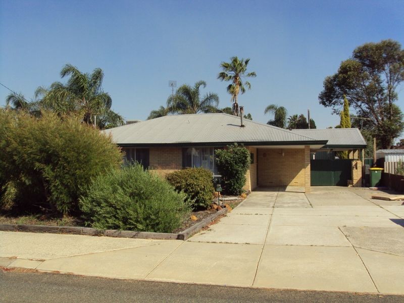 5 Solandra Way, Forrestfield WA 6058