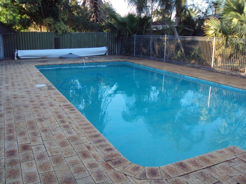 5 Solandra Way, Forrestfield WA 6058