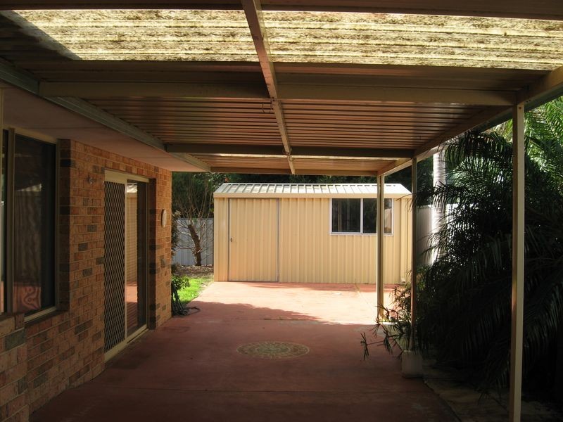 23 Emerald Court, Maida Vale WA 6057