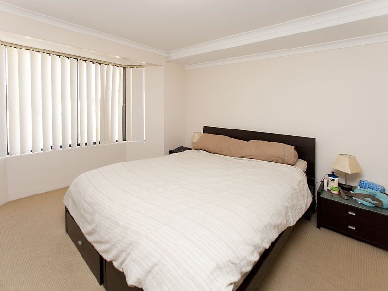11 Fleet Circle, High Wycombe WA 6057