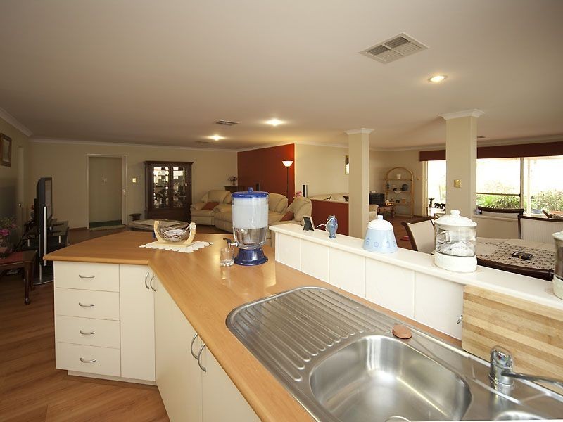 20 Benson Way, High Wycombe WA 6057