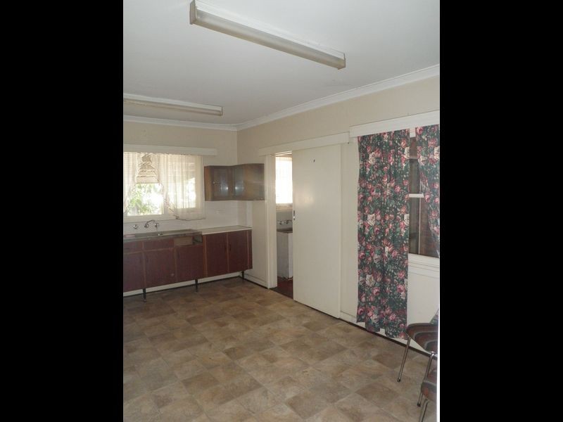 61 Cyril Road, High Wycombe WA 6057