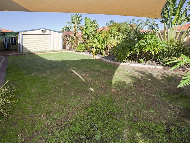 4 Foxglove Avenue, High Wycombe WA 6057