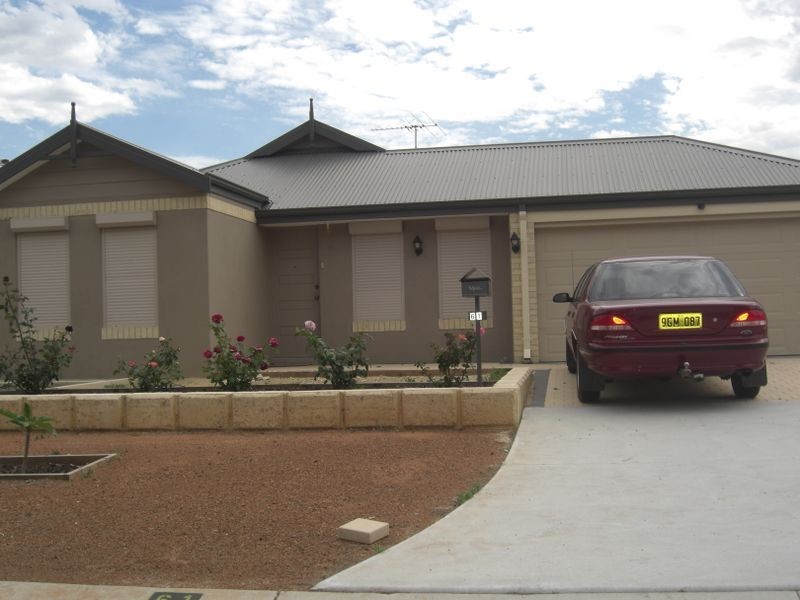 61 Worrell Ave, High Wycombe WA 6057