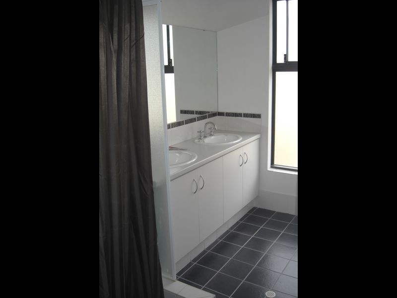 61 Worrell Ave, High Wycombe WA 6057