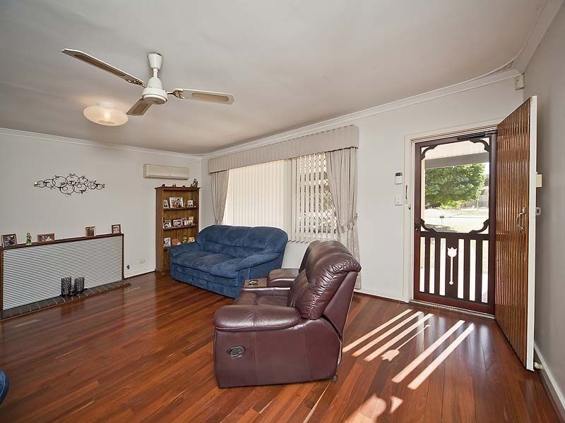 4 Charles Street, Maida Vale WA 6057