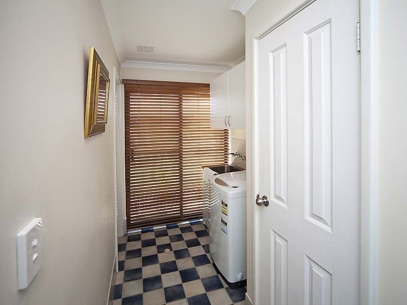 4 Winton Crescent, High Wycombe WA 6057
