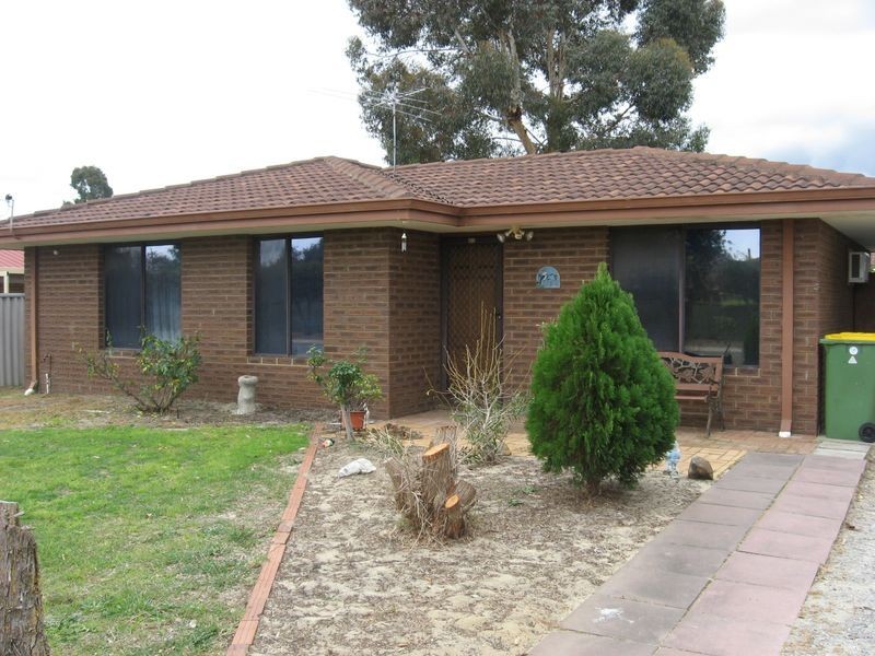 5 Kookaburra Road, High Wycombe WA 6057