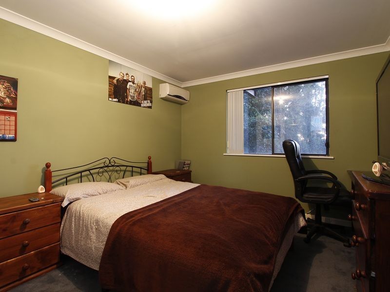 20 Francis Road, Kalamunda WA 6076