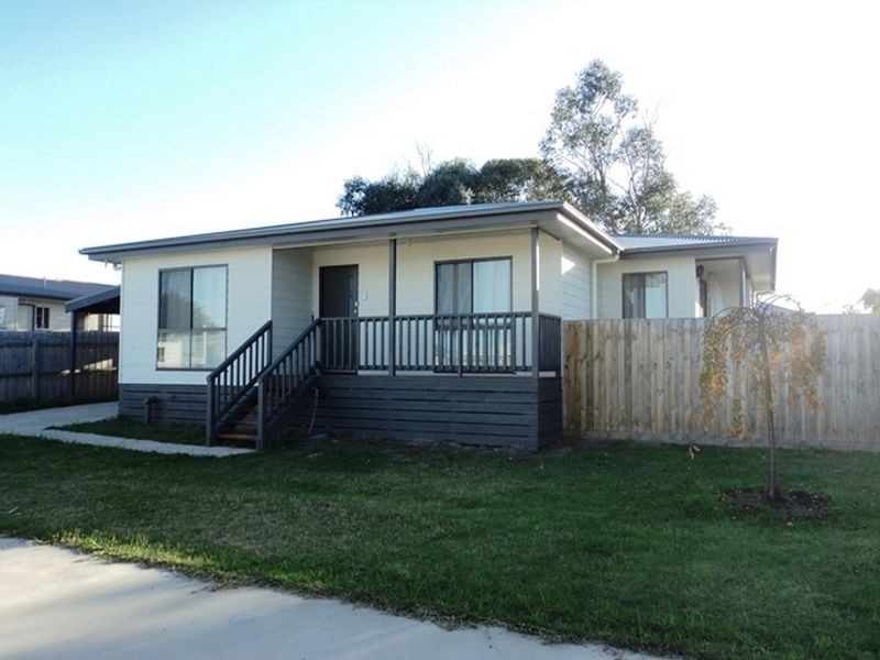 2/1-3 Graham Street, Dalyston VIC 3992