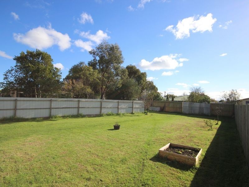 98 Reed Crescent, Wonthaggi VIC 3995