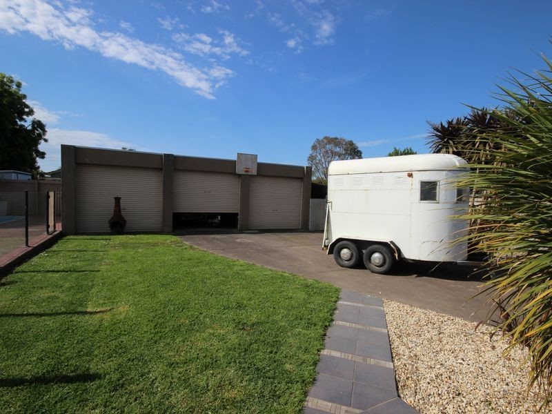 16 Henry Street East, Wonthaggi VIC 3995
