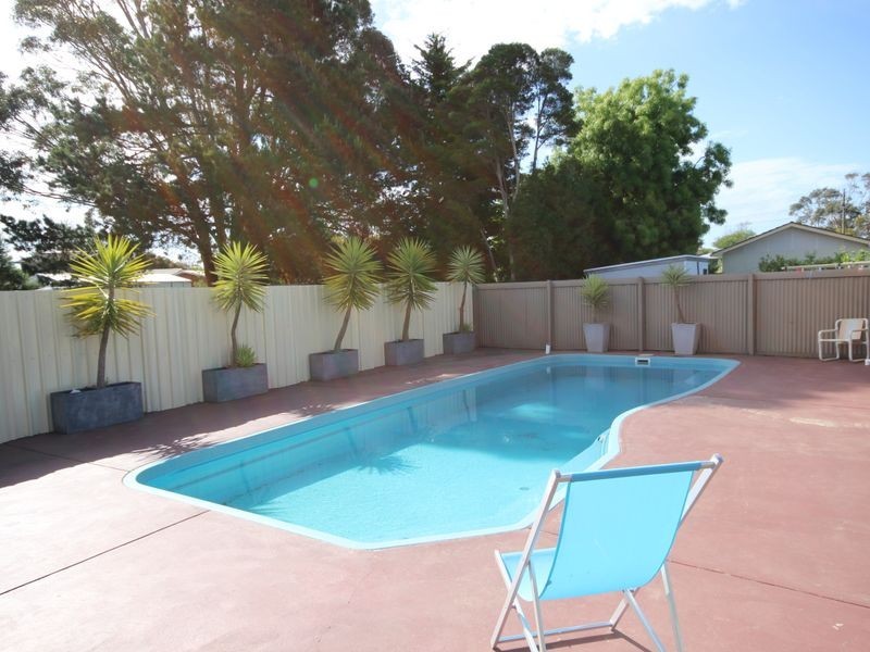 16 Henry Street East, Wonthaggi VIC 3995