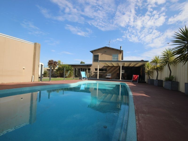 16 Henry Street East, Wonthaggi VIC 3995