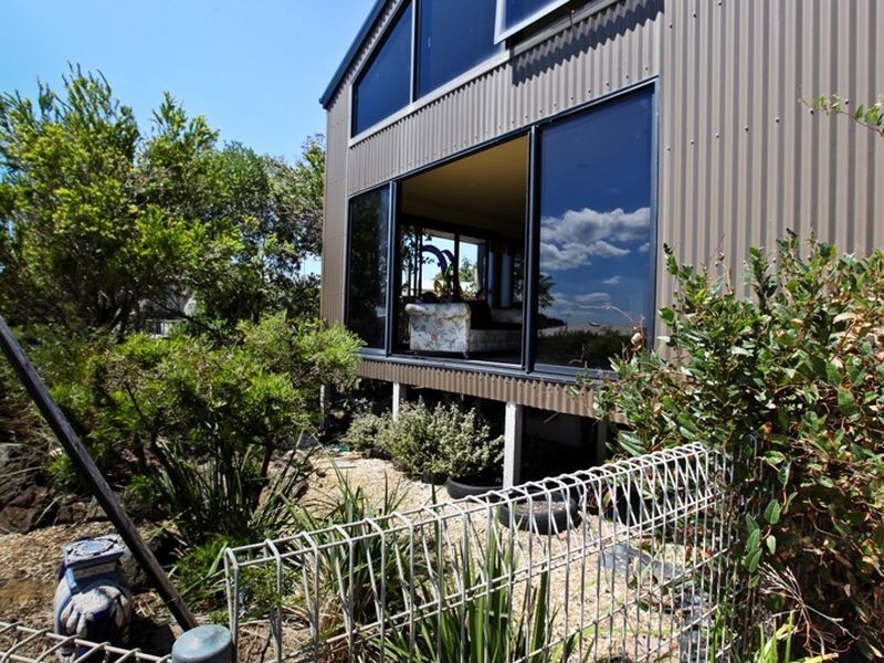 12 Champs Elysees Esplanade, Coronet Bay VIC 3984