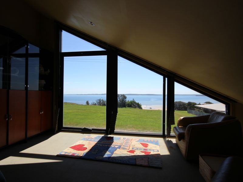 12 Champs Elysees Esplanade, Coronet Bay VIC 3984