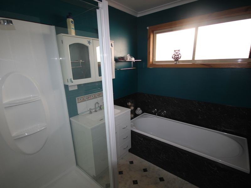 98 White Road, Wonthaggi VIC 3995