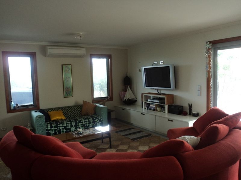 4 Pinnacle Close, Cape Paterson VIC 3995