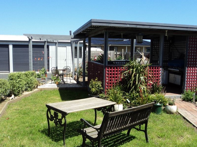 8 Elizabeth Street, Dalyston VIC 3992