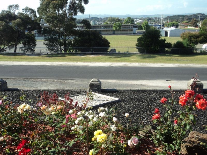 4/3 Baillieu Street East, Wonthaggi VIC 3995