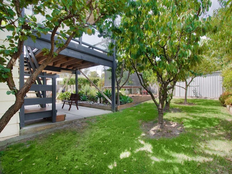 17 Bantering Bay Road, Coronet Bay VIC 3984