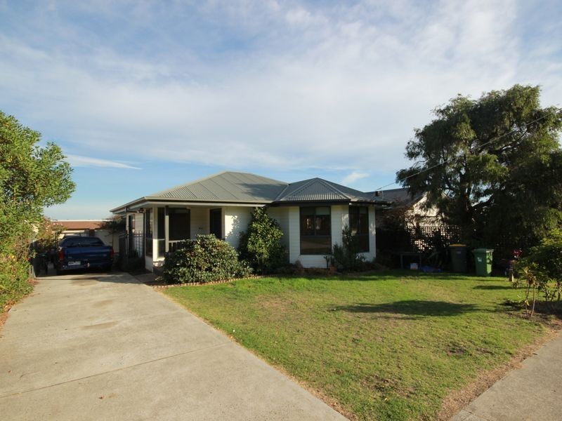 33 Back Beach Road, San Remo VIC 3925