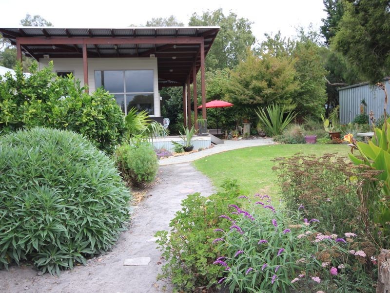 5735 Bass Highway, Inverloch VIC 3996