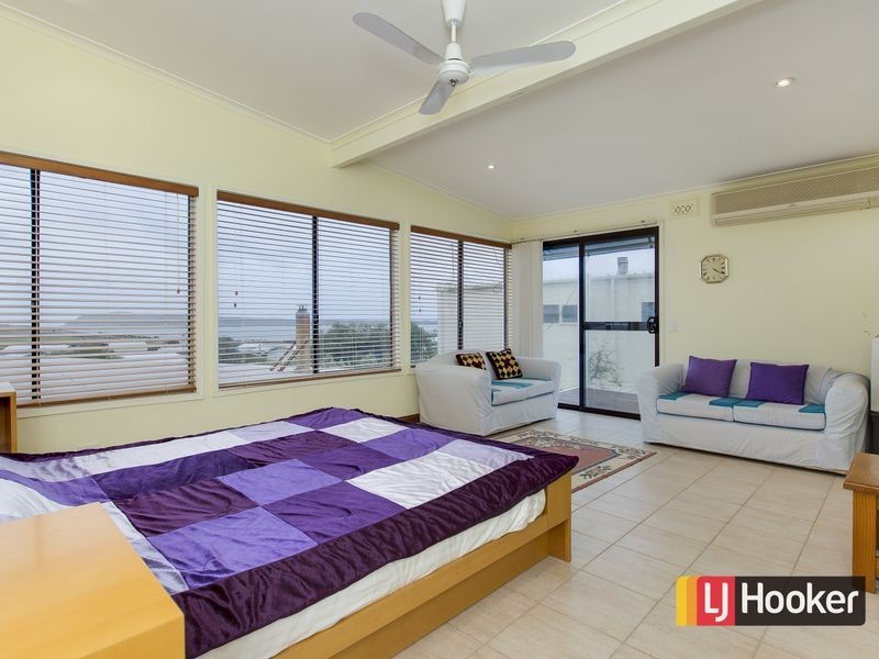 32 Shetland Heights Road, San Remo VIC 3925