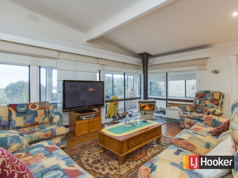 32 Shetland Heights Road, San Remo VIC 3925