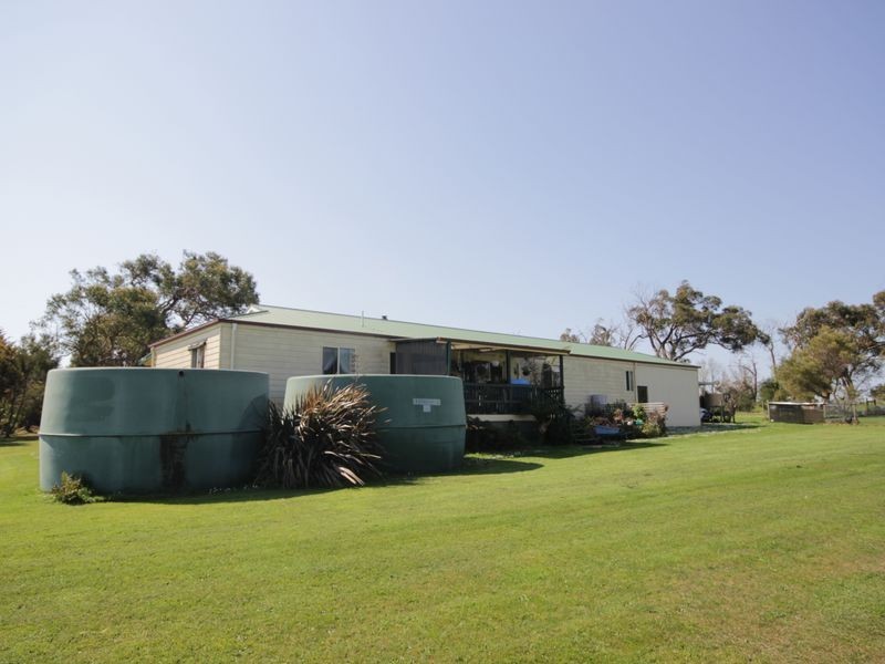 16 Forster Court, Wattle Bank VIC 3995